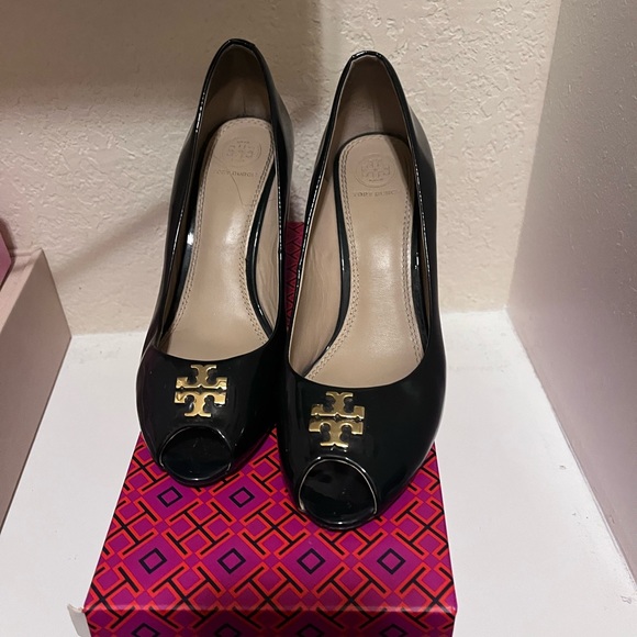 Tory Burch Shoes - Tory Burch Peep Toe